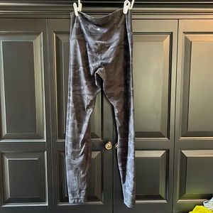 Lululemon Camo Legging